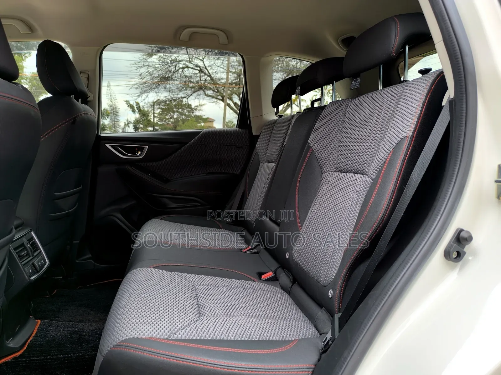 Subaru Forester Premium AWD 2019 Pearl