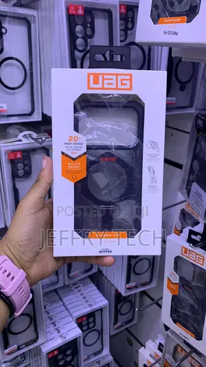 Urban Armor Gear (UAG) Plasma XTE MagSafe Case iPhone 17 Pro Max