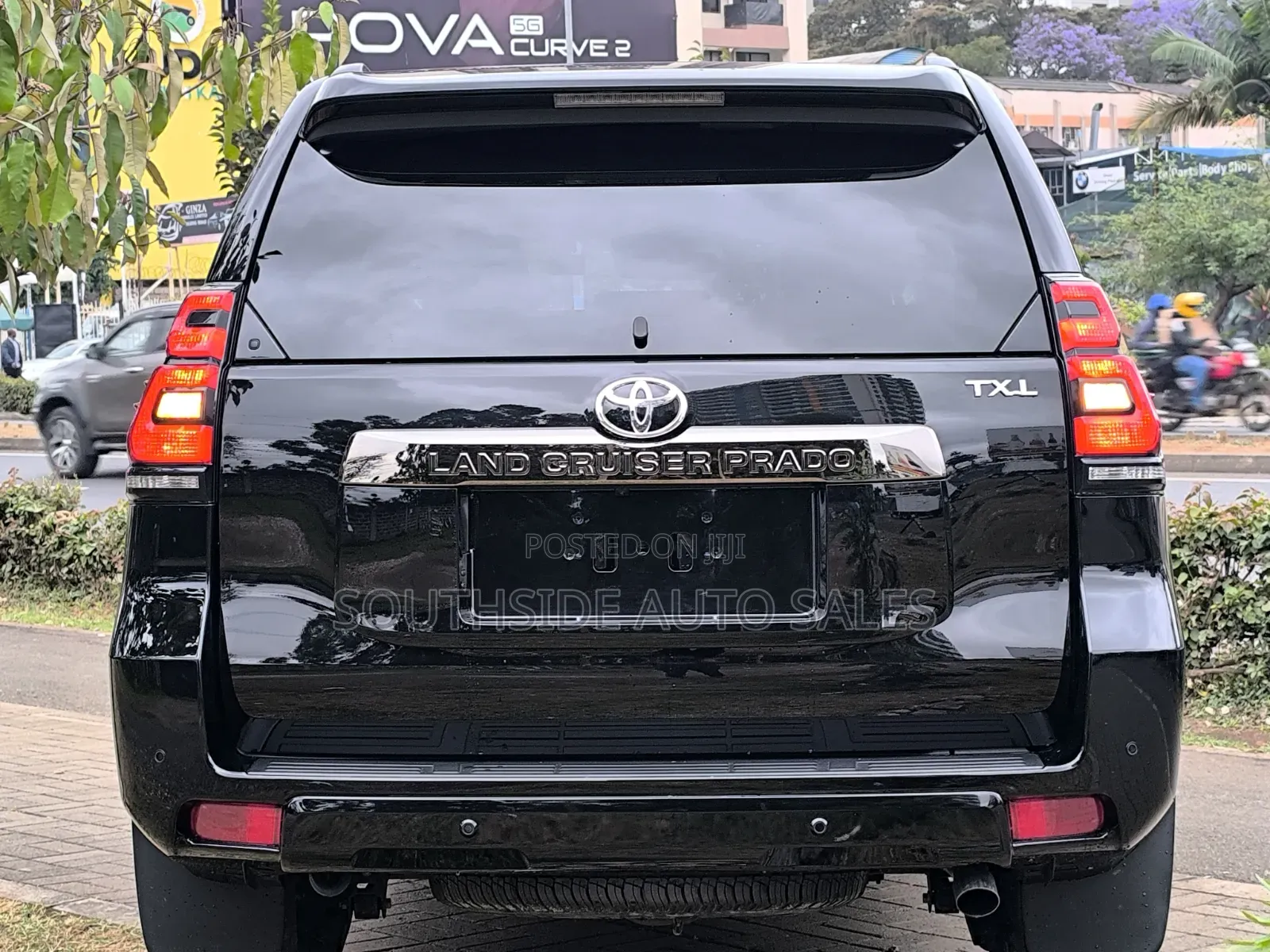 Toyota Land Cruiser Prado 2.8 2022 Black