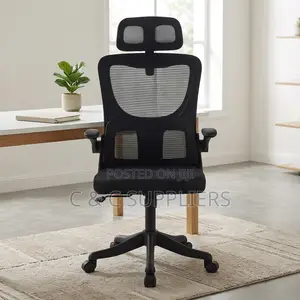 Ergonomic Staff Chair With Flip-Up Armrests