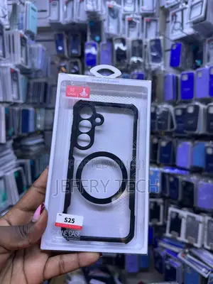 Xundd Magnetic Phone Case for the iPhone 13 Pro a Black Bumper