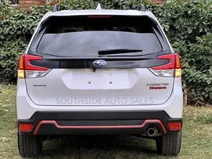 Subaru Forester Touring AWD 2019 White