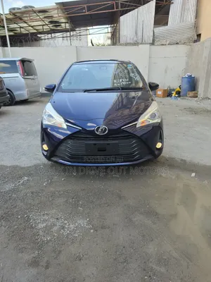 Toyota Vitz 2019 Blue