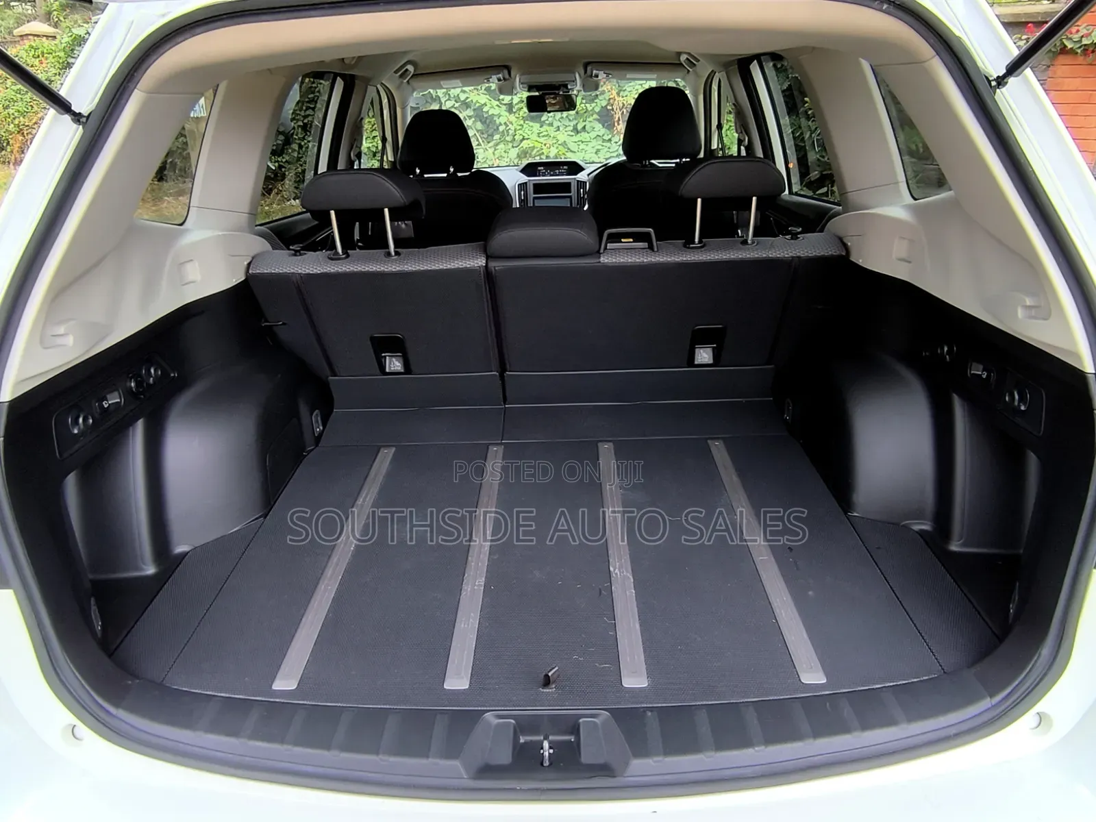 Subaru Forester Touring AWD 2019 White
