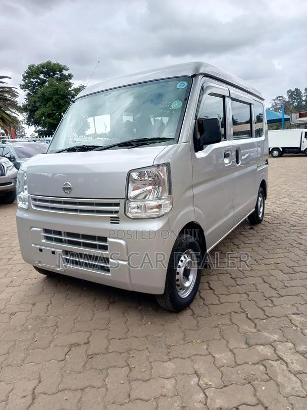 Nissan Clipper 2019 Silver - thumbnail 4