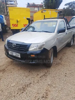 Isuzu D-MAX 2011 Gold