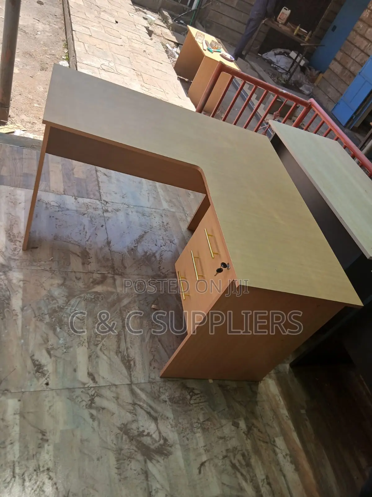 Brown Curved Secretary Desk-1200mm