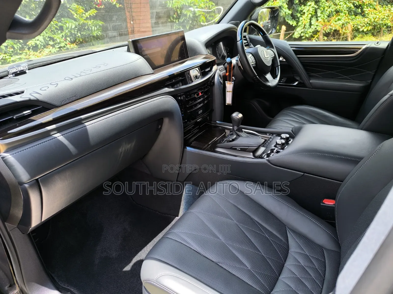 Lexus LX 570 AWD 2019 Black