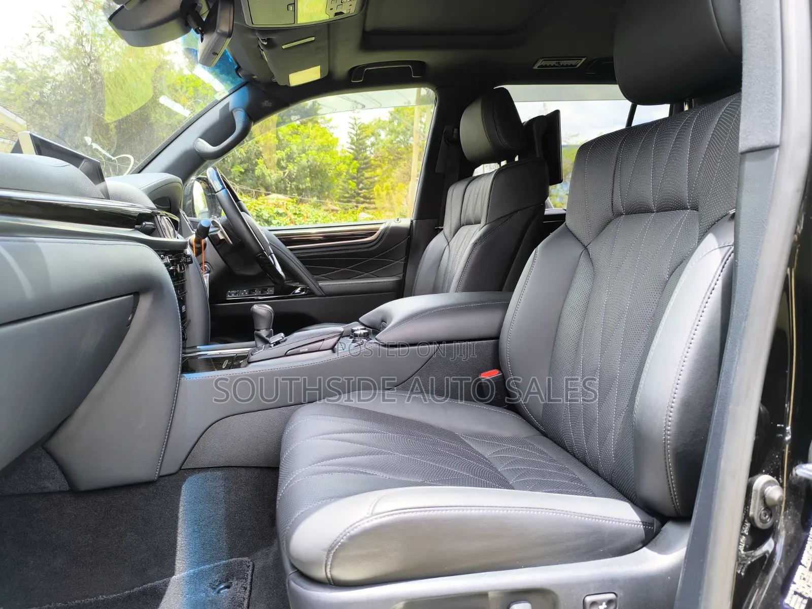 Lexus LX 570 AWD 2019 Black