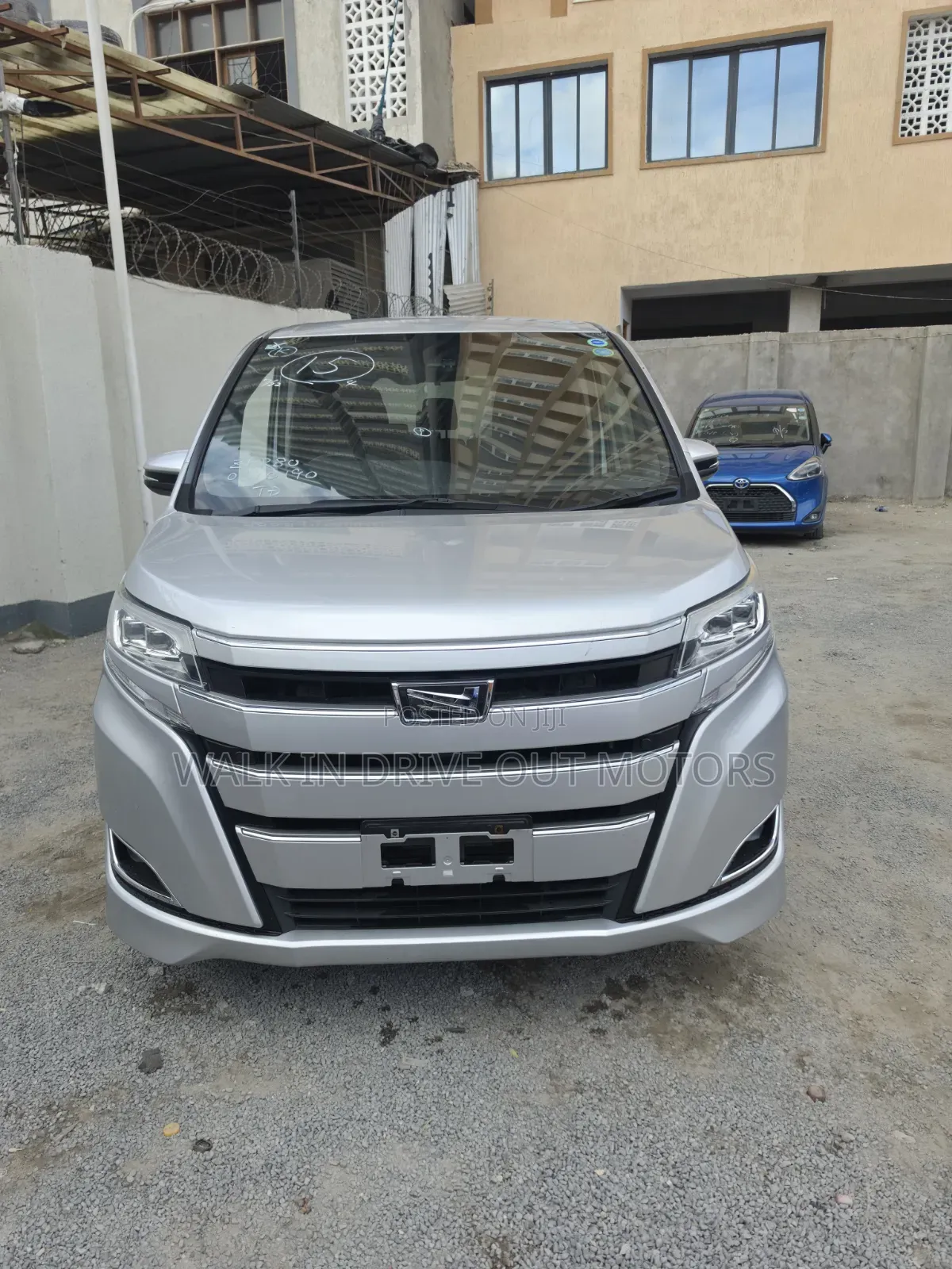 Toyota Noah 2020 Silver