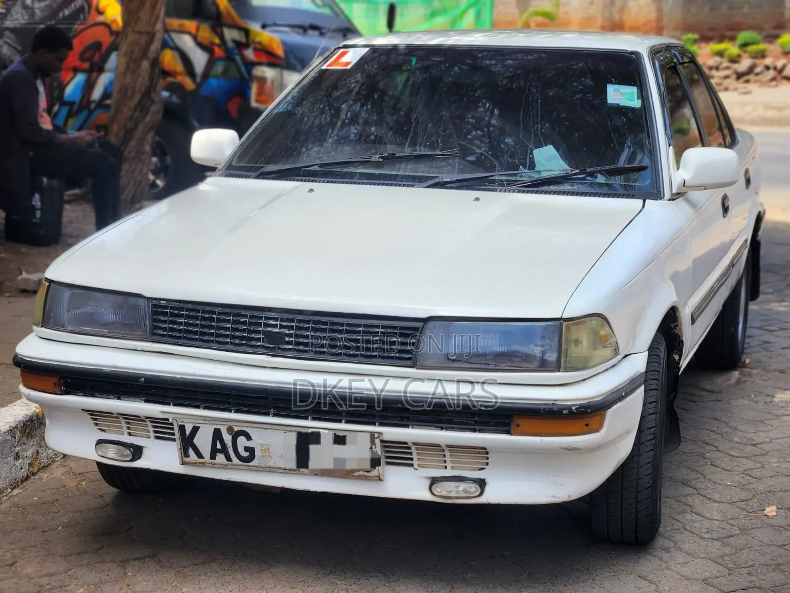 Toyota Corolla 1999 White
