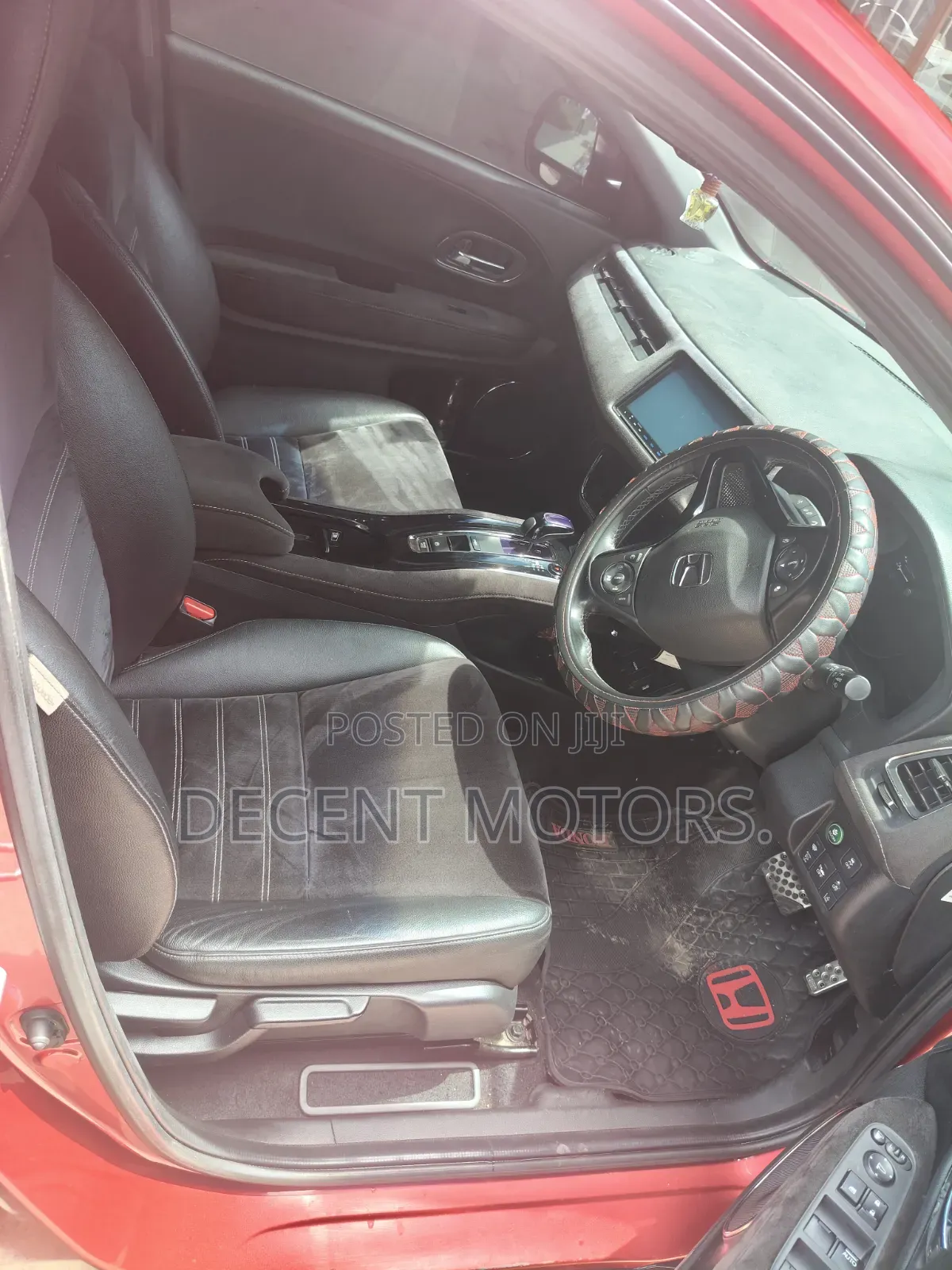 Honda Vezel 2017 Red