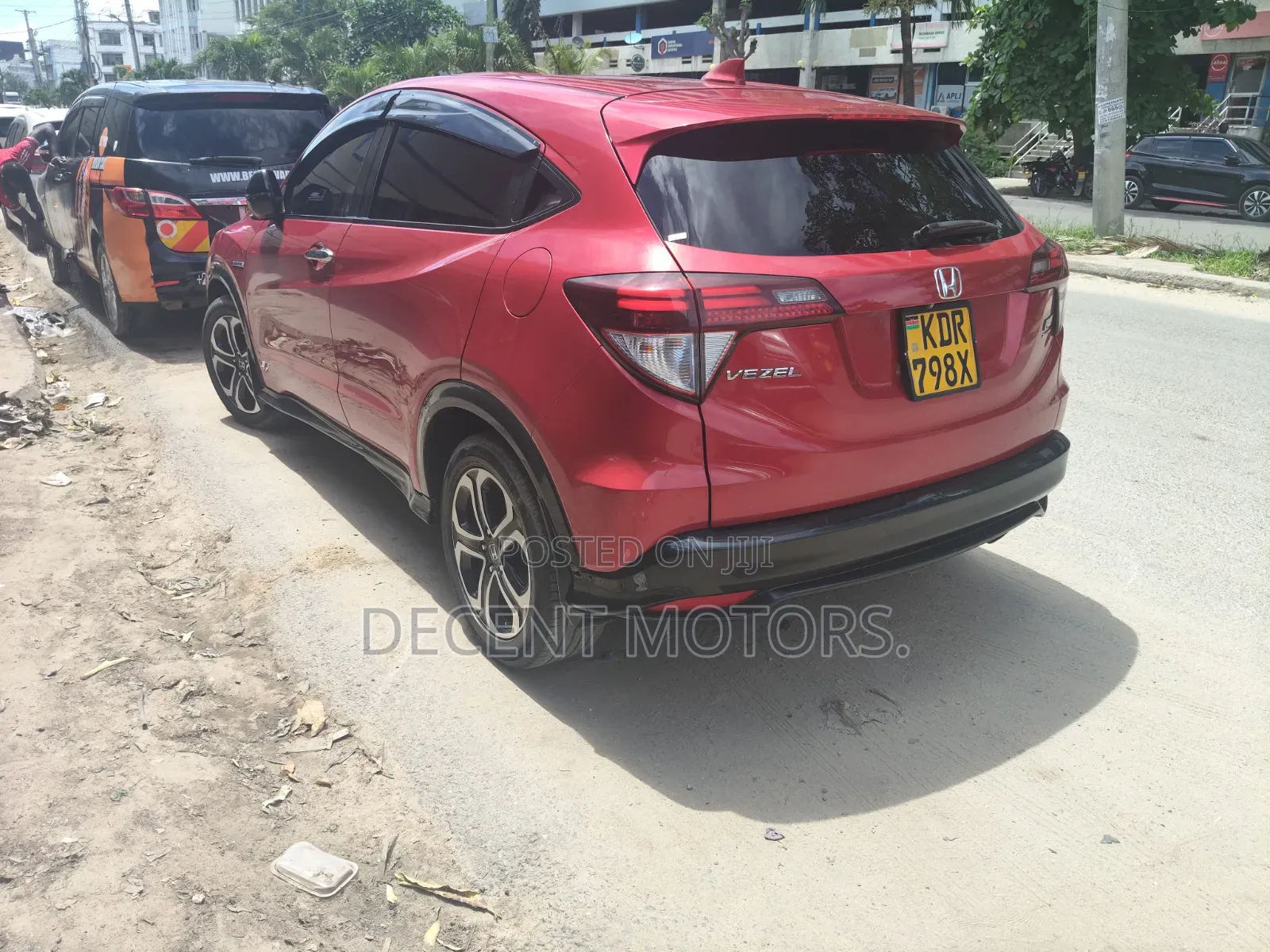 Honda Vezel 2017 Red