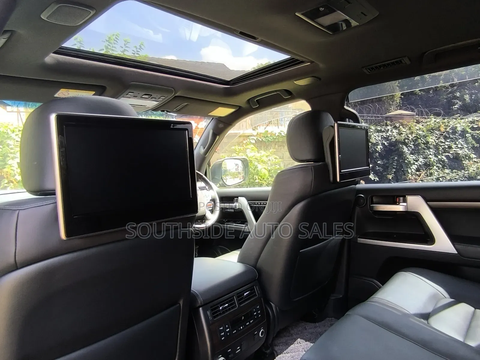 Toyota Land Cruiser 4.6 V8 ZX 2019 Black