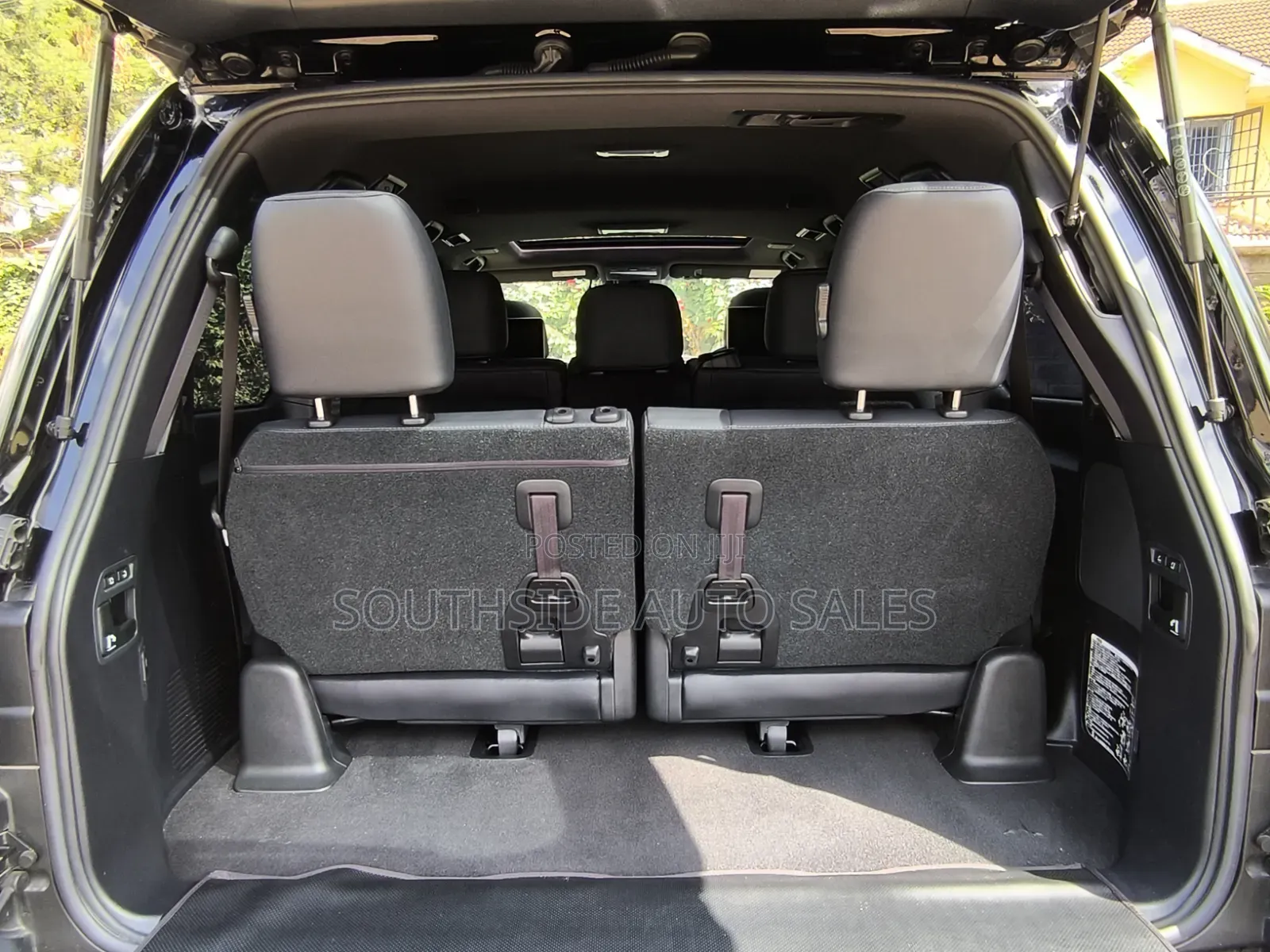 Toyota Land Cruiser 4.6 V8 ZX 2019 Black
