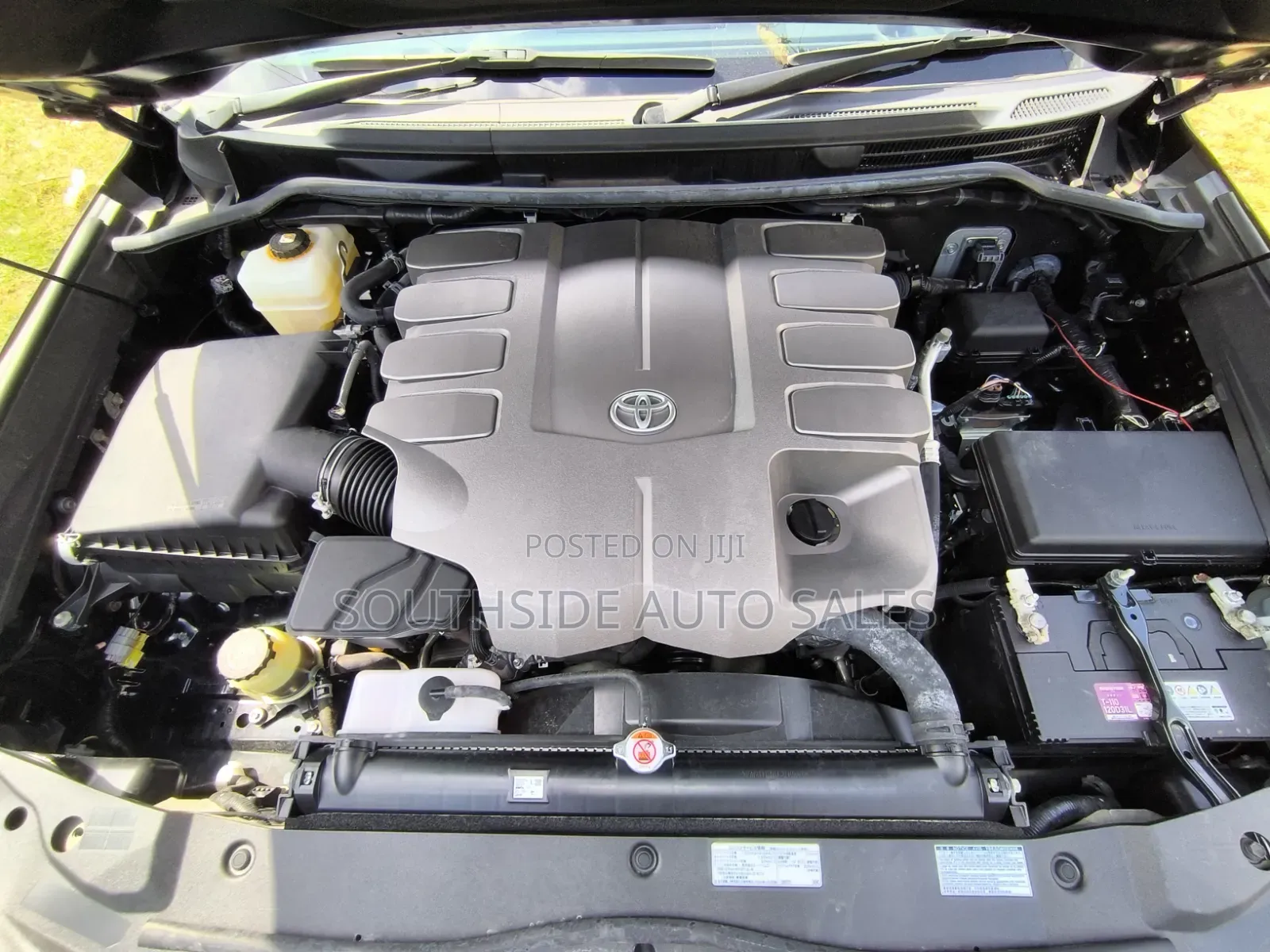 Toyota Land Cruiser 4.6 V8 ZX 2019 Black