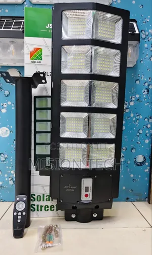 *Double Sided 300W Solar Streetlights*