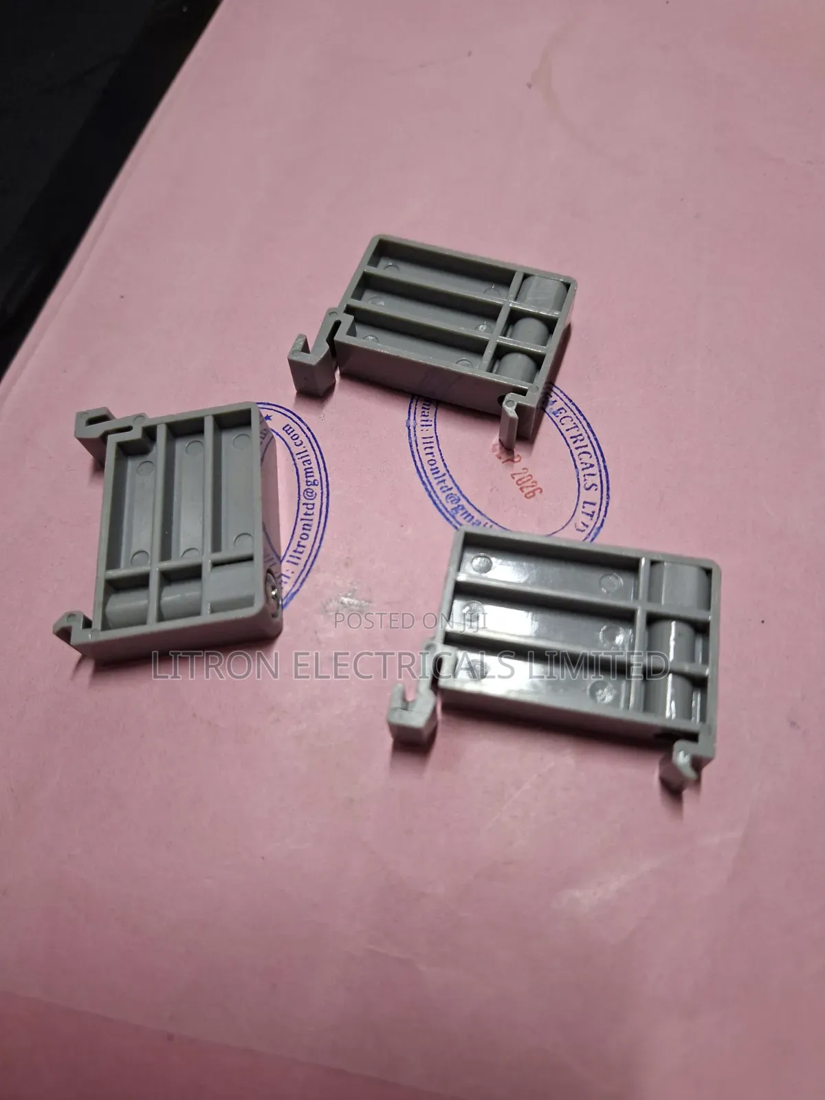 End Brackets / Clamps