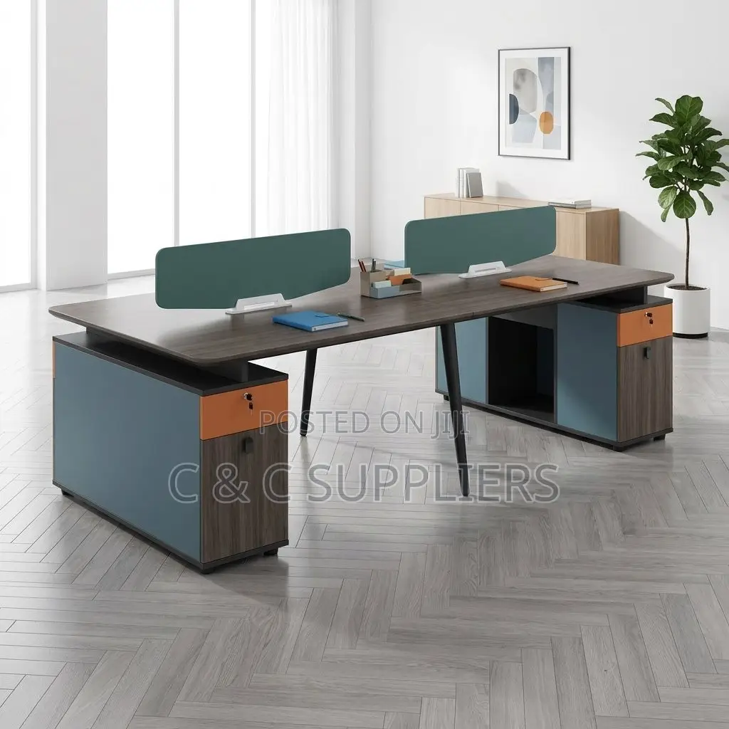 Modern 4-Seater Team Workstation Desk