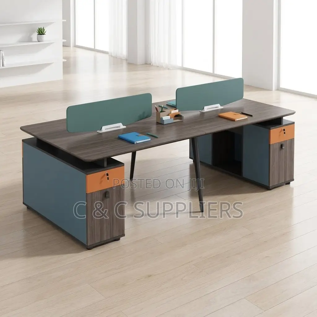 Modern 4-Seater Team Workstation Desk