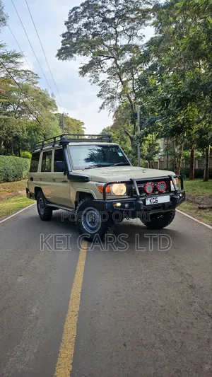 Toyota Land Cruiser 76 Series 2017 Beige