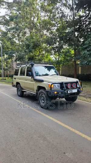 Toyota Land Cruiser 76 Series 2017 Beige