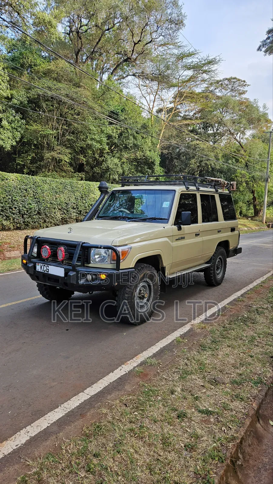 Toyota Land Cruiser 76 Series 2017 Beige