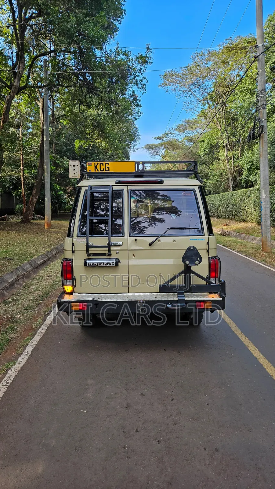 Toyota Land Cruiser 76 Series 2017 Beige