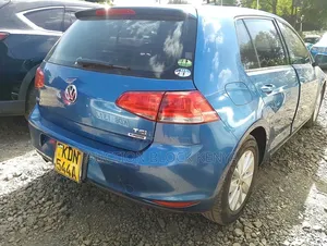 Volkswagen Golf 2016 Blue