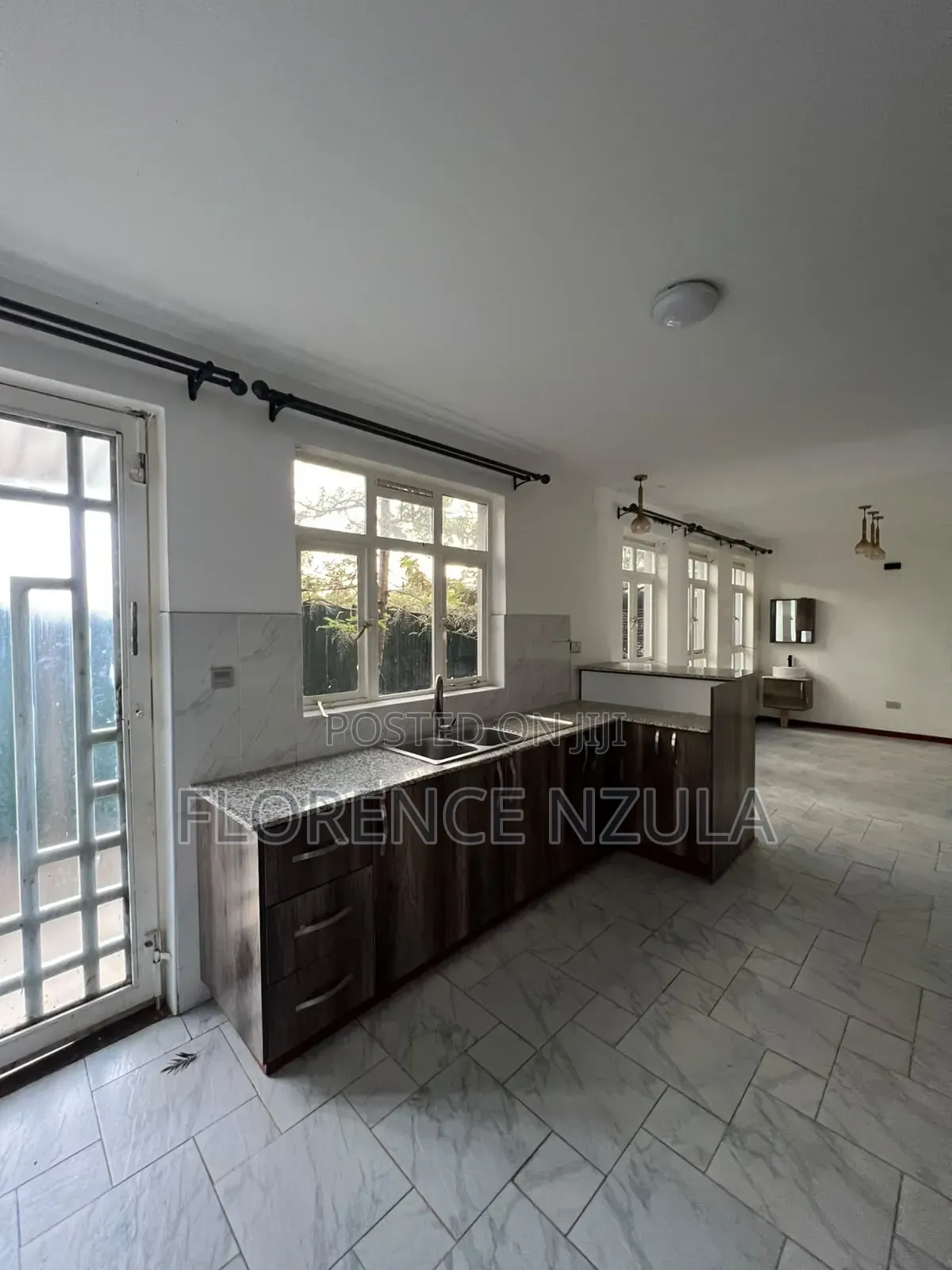 4bdrm Maisonette in Silanga Rd, Hardy for rent