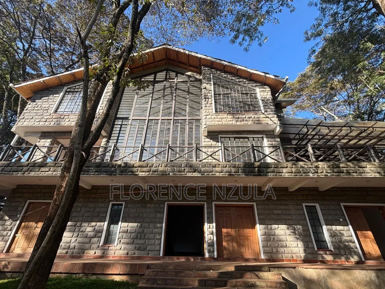 6bdrm House in Hardy for sale