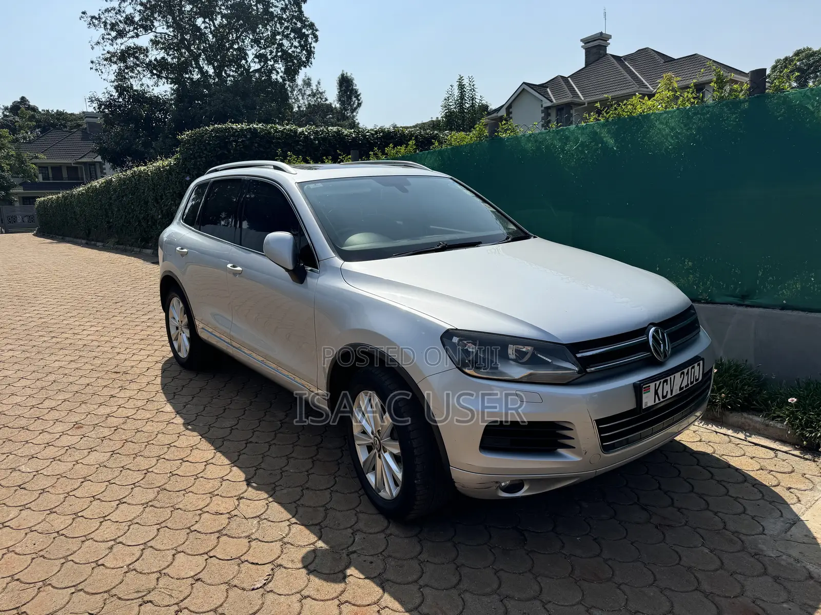 Volkswagen Touareg TDI Executive 2012 Silver