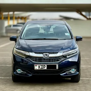 Honda Fit Shuttle 2018 Blue