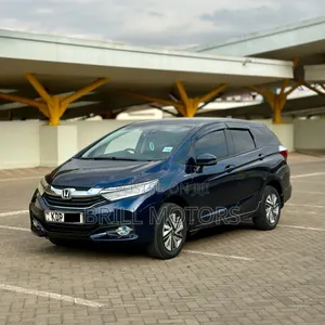 Honda Fit Shuttle 2018 Blue