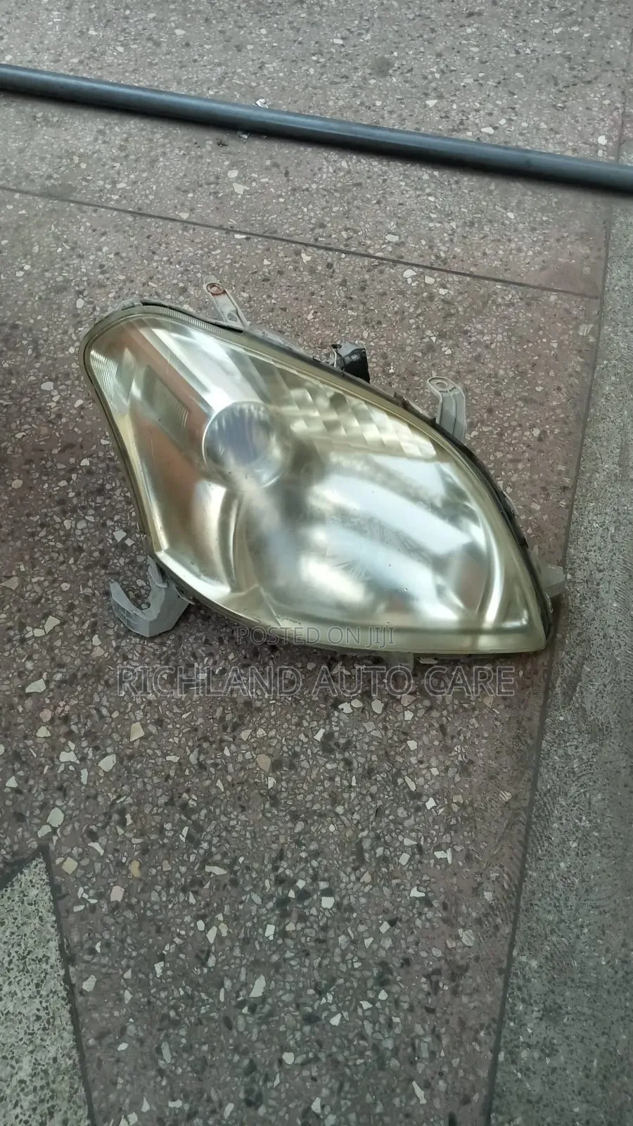 Headlights Toyota Raum