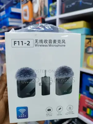 F11-2 Dual Wireless Lavalier Microphone 3-in-1 Phone Camera Mic