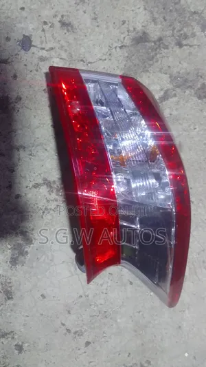 Nissan Sylphy B17 Taillight