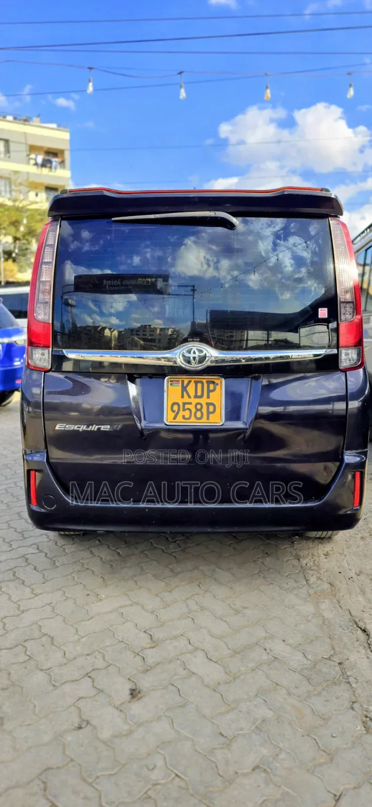Toyota Esquire 2.0 FWD (7 seater) 2016 Purple