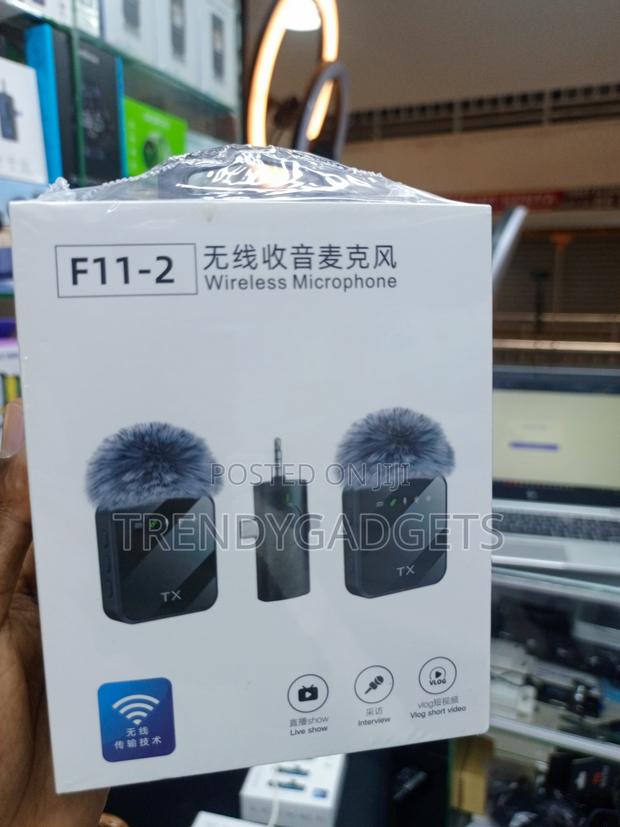 F11-2 Dual Wireless Microphone With Type-C Lightning 3.5mm - thumbnail 2