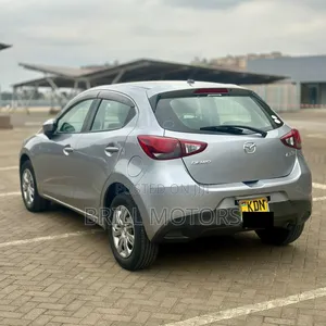 Mazda Demio 2016 Gray