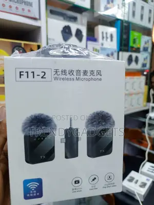 F11-2 3-in-1 Wireless Lavalier Mic System for Phone Camera