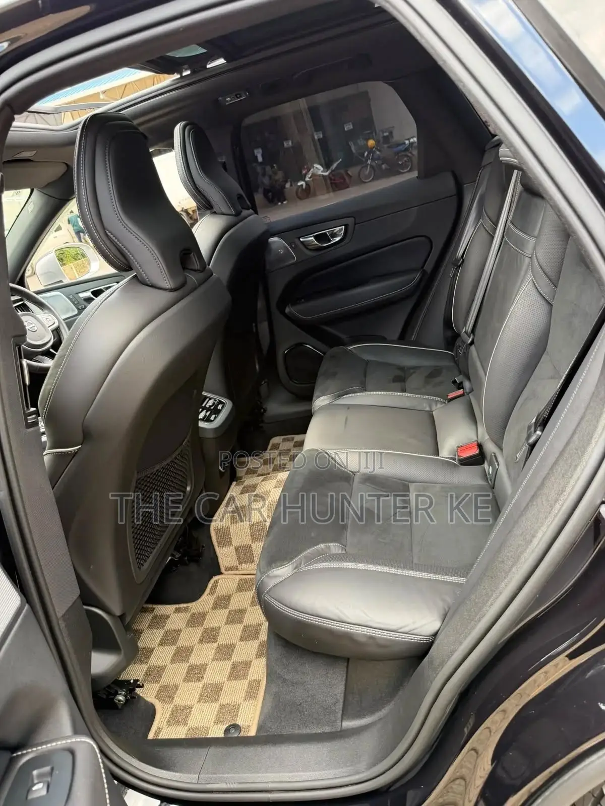 Volvo XC60 T6 R-Design AWD 2019 Black