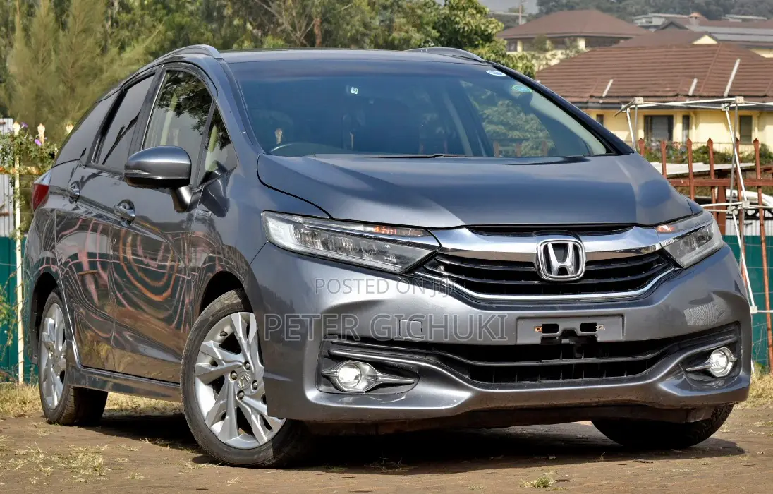 Honda Fit Shuttle 1.5 Hybrid 2WD 2018 Gray