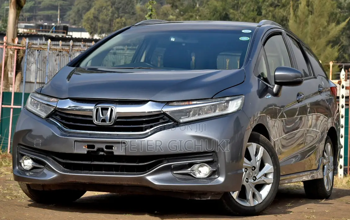 Honda Fit Shuttle 1.5 Hybrid 2WD 2018 Gray
