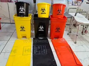 High Quality 30L Biohazard Pedal Bin for Waste Disposal