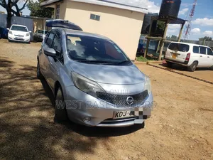Nissan Note 2013 Silver