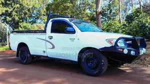 Toyota Hilux 2.5 D-4D SRX 2012 White