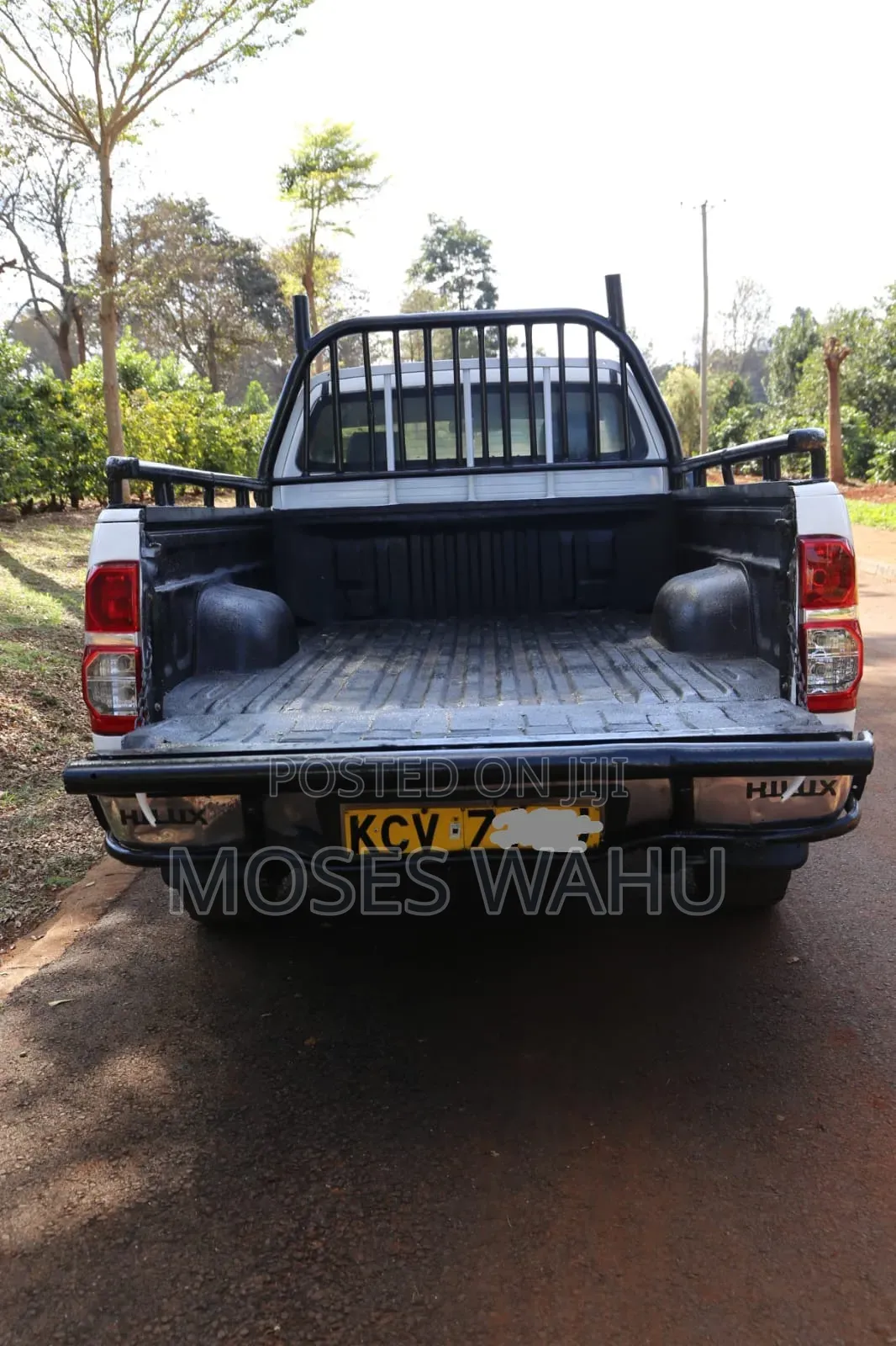 Toyota Hilux 2.5 D-4D SRX 2012 White