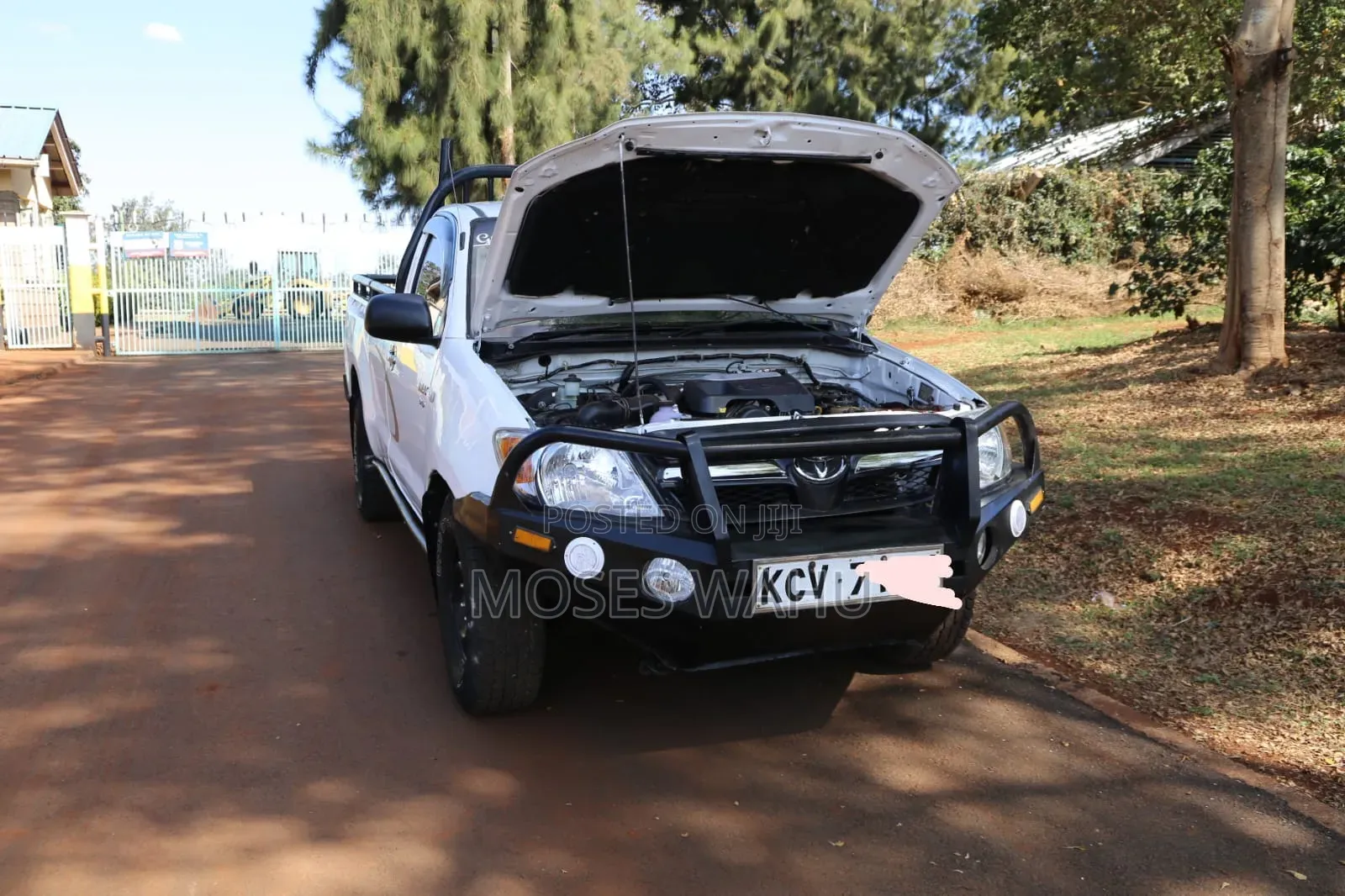 Toyota Hilux 2.5 D-4D SRX 2012 White