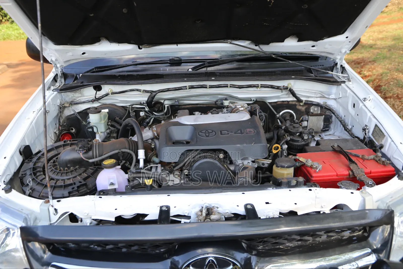 Toyota Hilux 2.5 D-4D SRX 2012 White